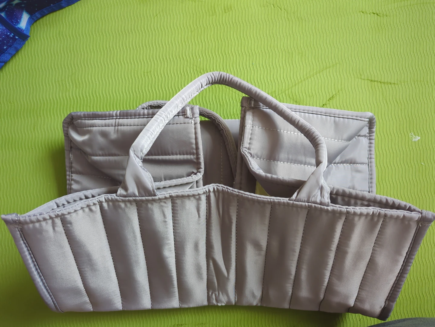 Brand New!! Grey Quilted Organizer Bag with Handles - photo 4