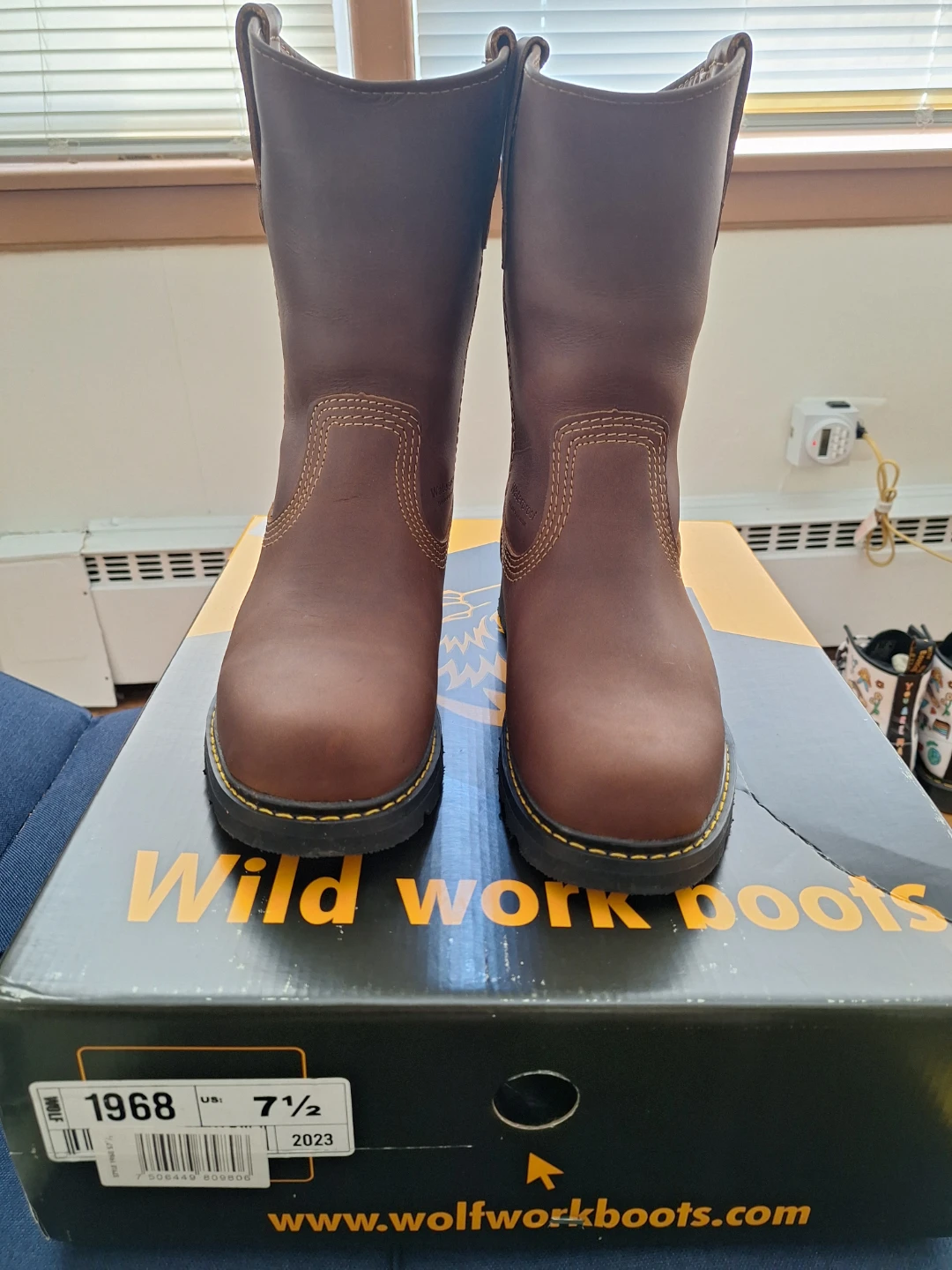 Wolf Work Boots Size 7.5 Mens