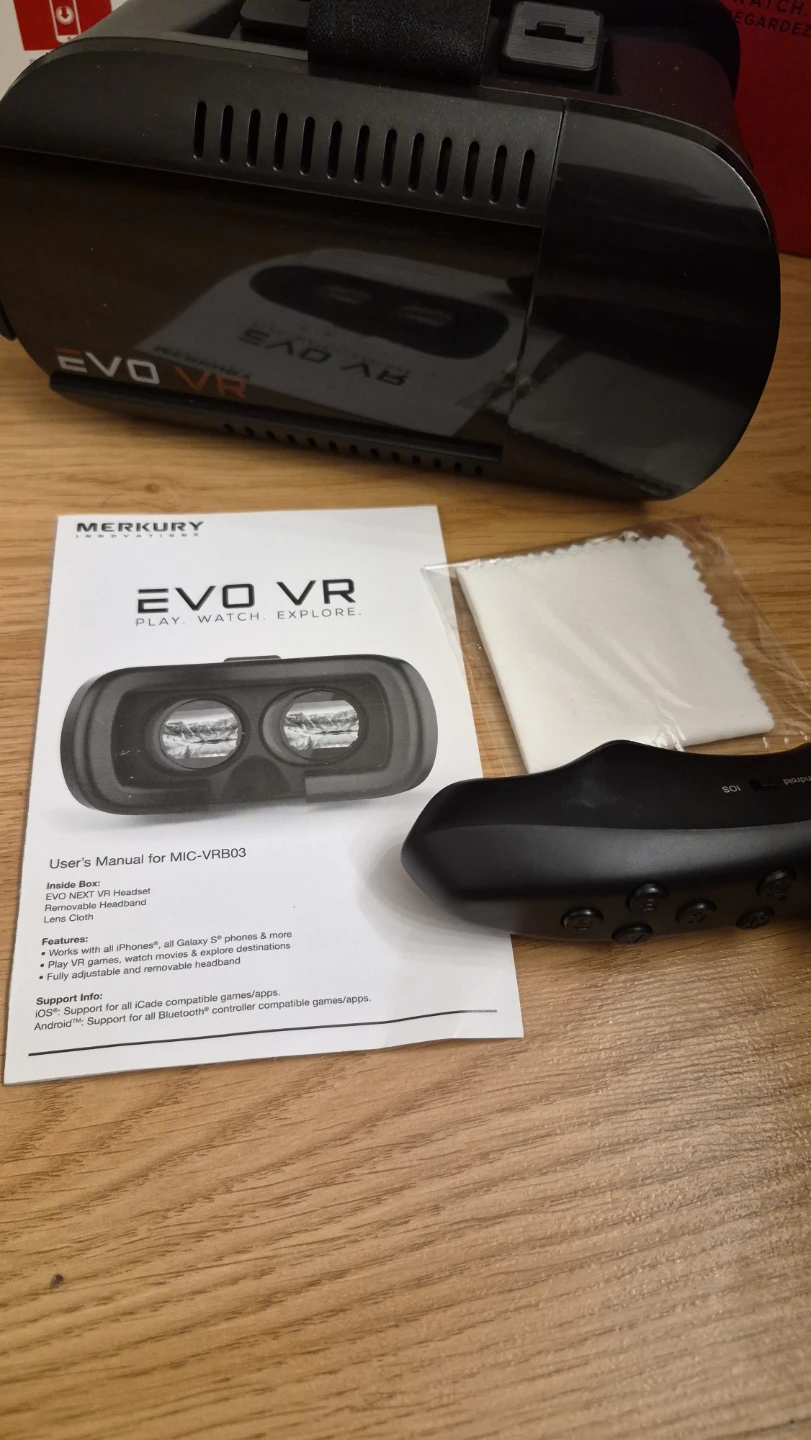 EVO VR Headset with Controller