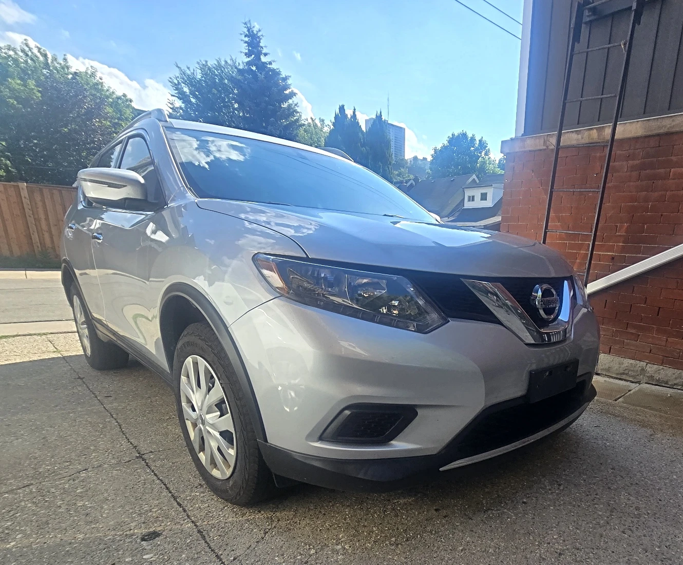 Nissan Rogue Silver 2016