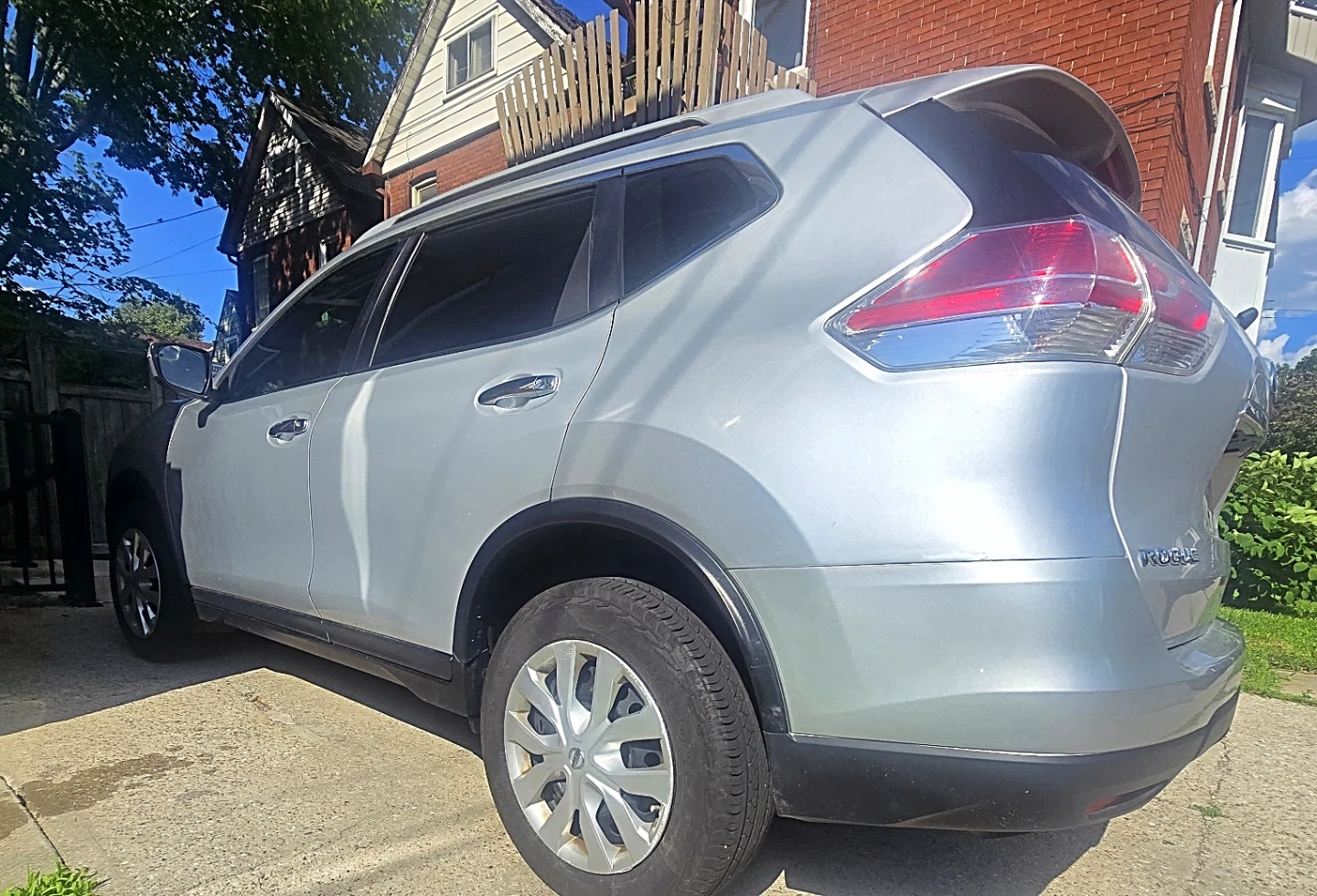 Nissan Rogue Silver 2016 - photo 3