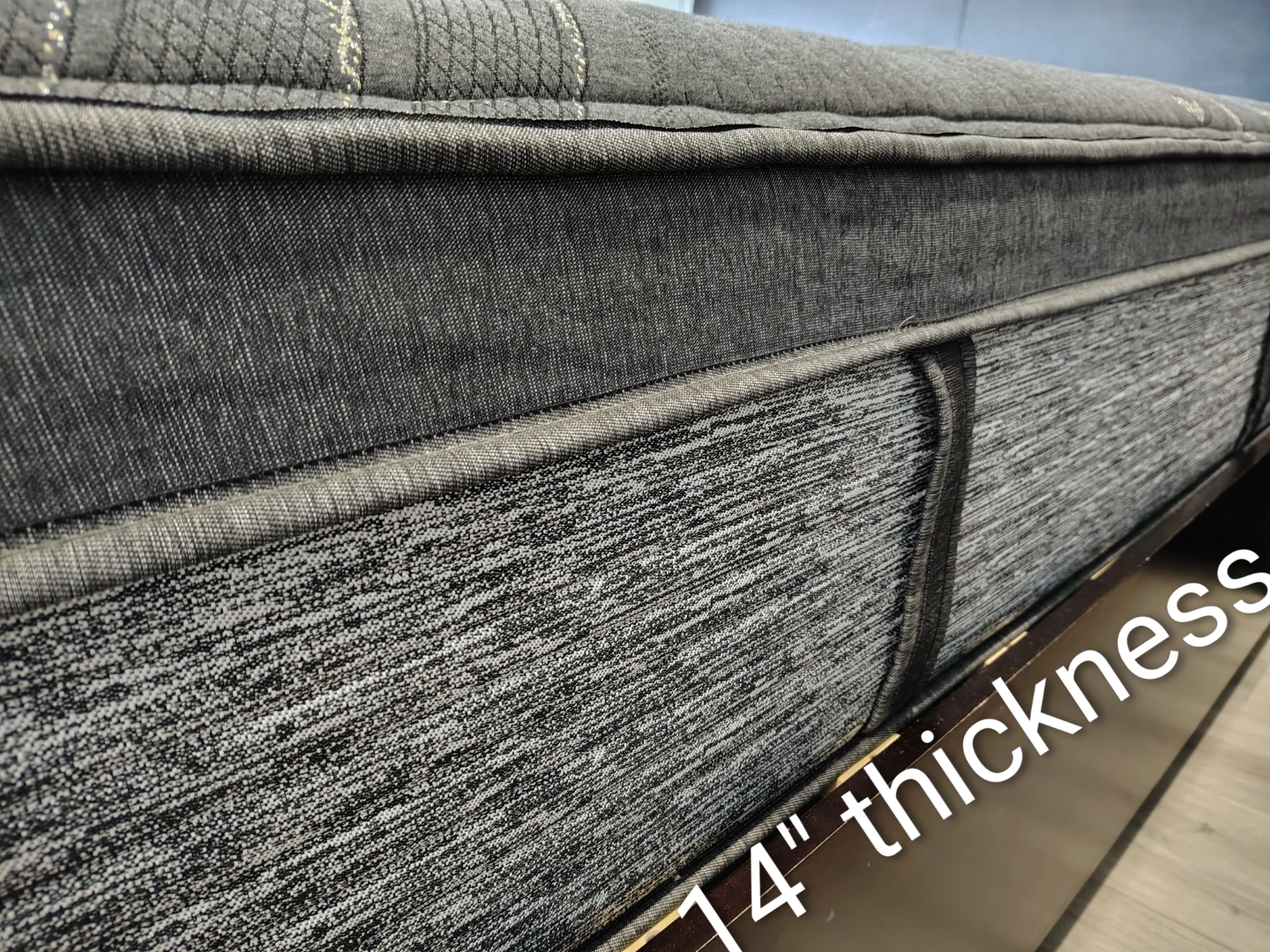 Beautiful Dark Brown Bed Frame & Beautyrest World Class Mattress - photo 2