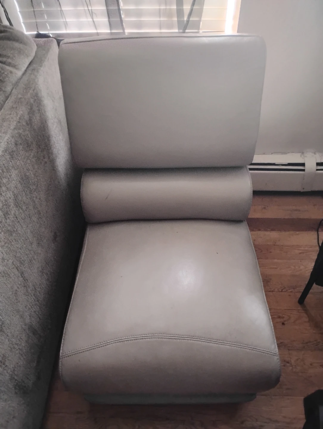 Armless modular sectional seat / chair with headrest - photo 2