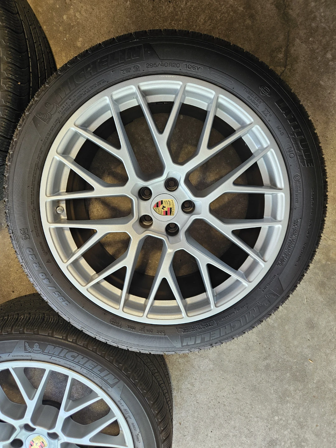 Porsche Macan wheels - Genuine RS Spyder 20" - photo 3