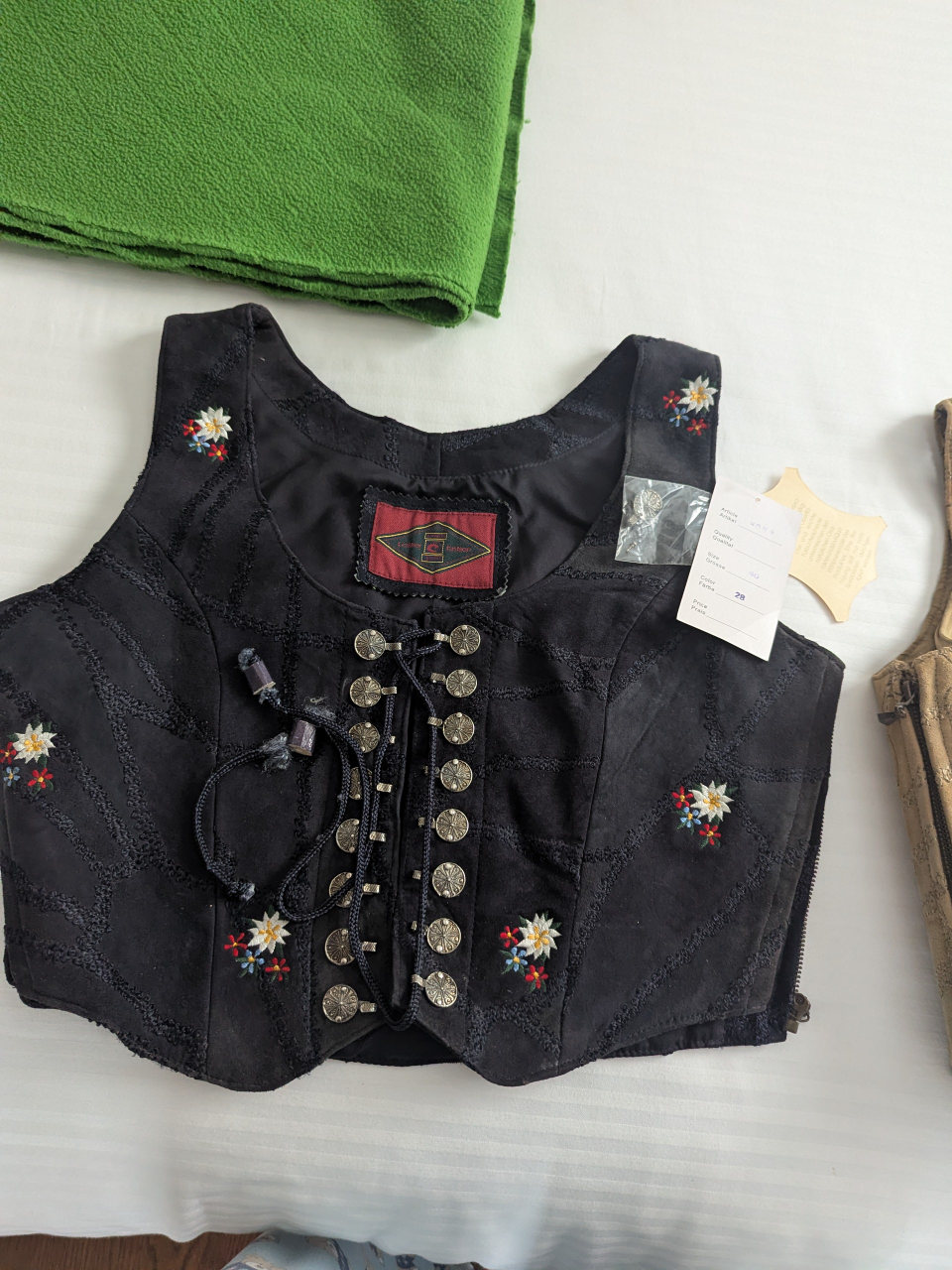 Embroidered Suede Vests - Black & Tan - photo 3