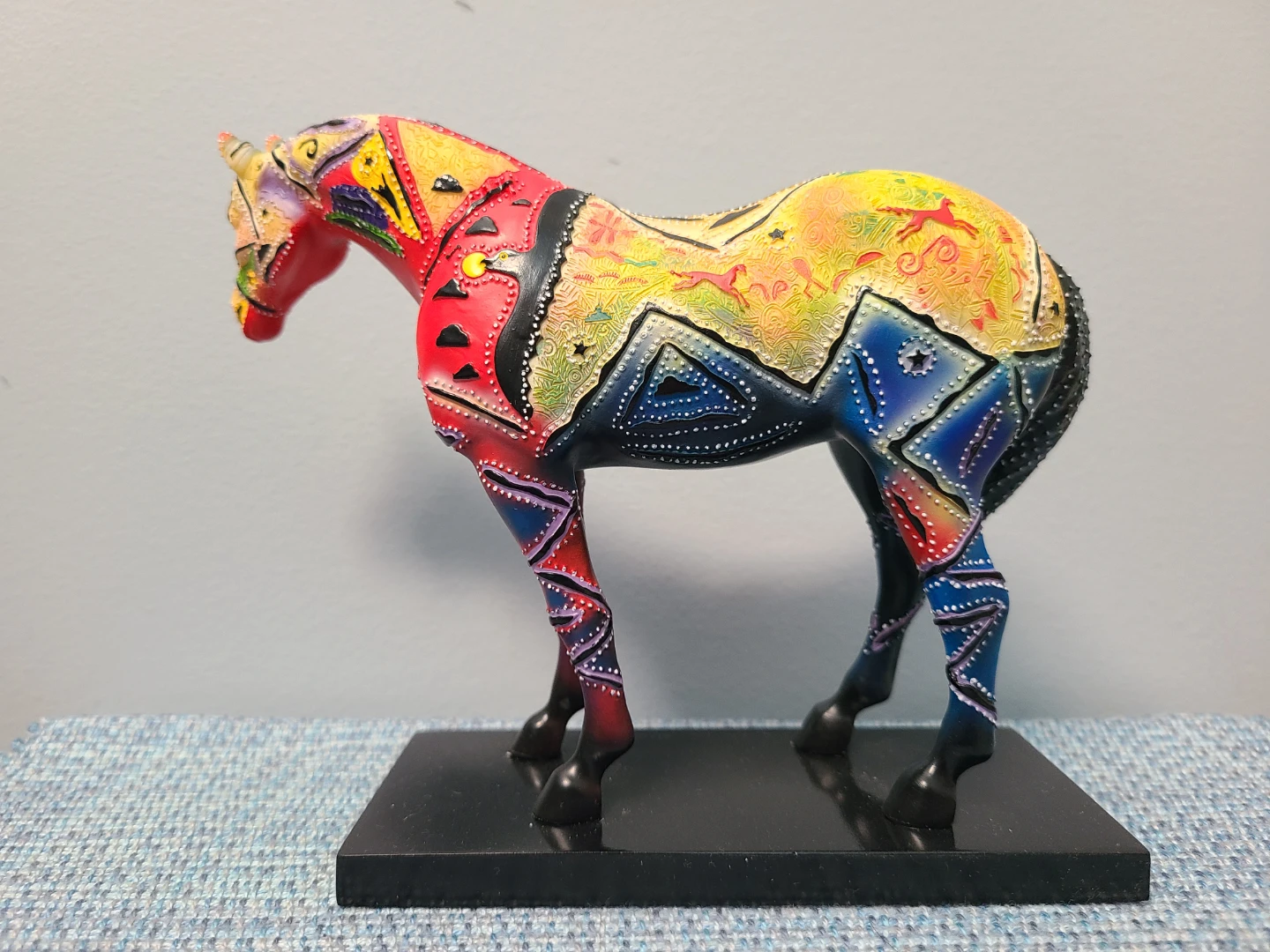 The Trail of Painted Ponies Thunderbird Suite - photo 3