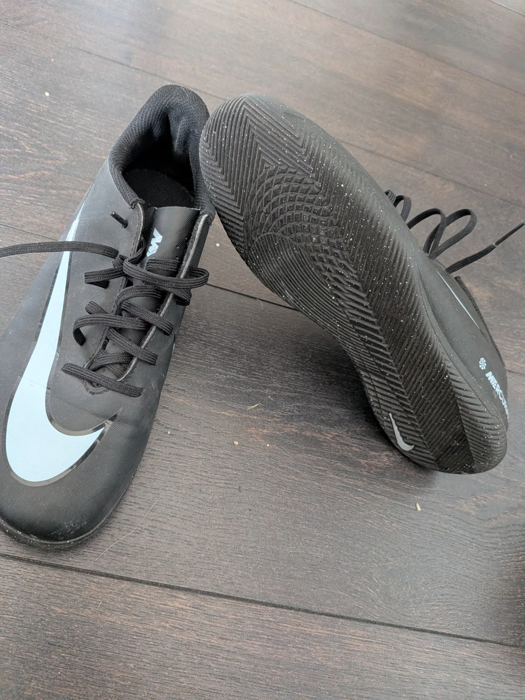 Nike Mercurial Indoor Soccer Shoes size 7