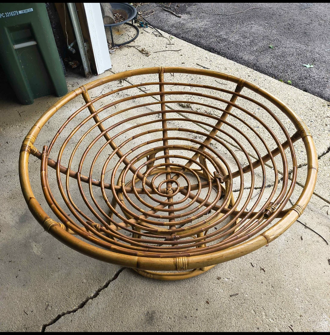 Big Rattan Frame Papasan Chair with Grey Cushion. - photo 2