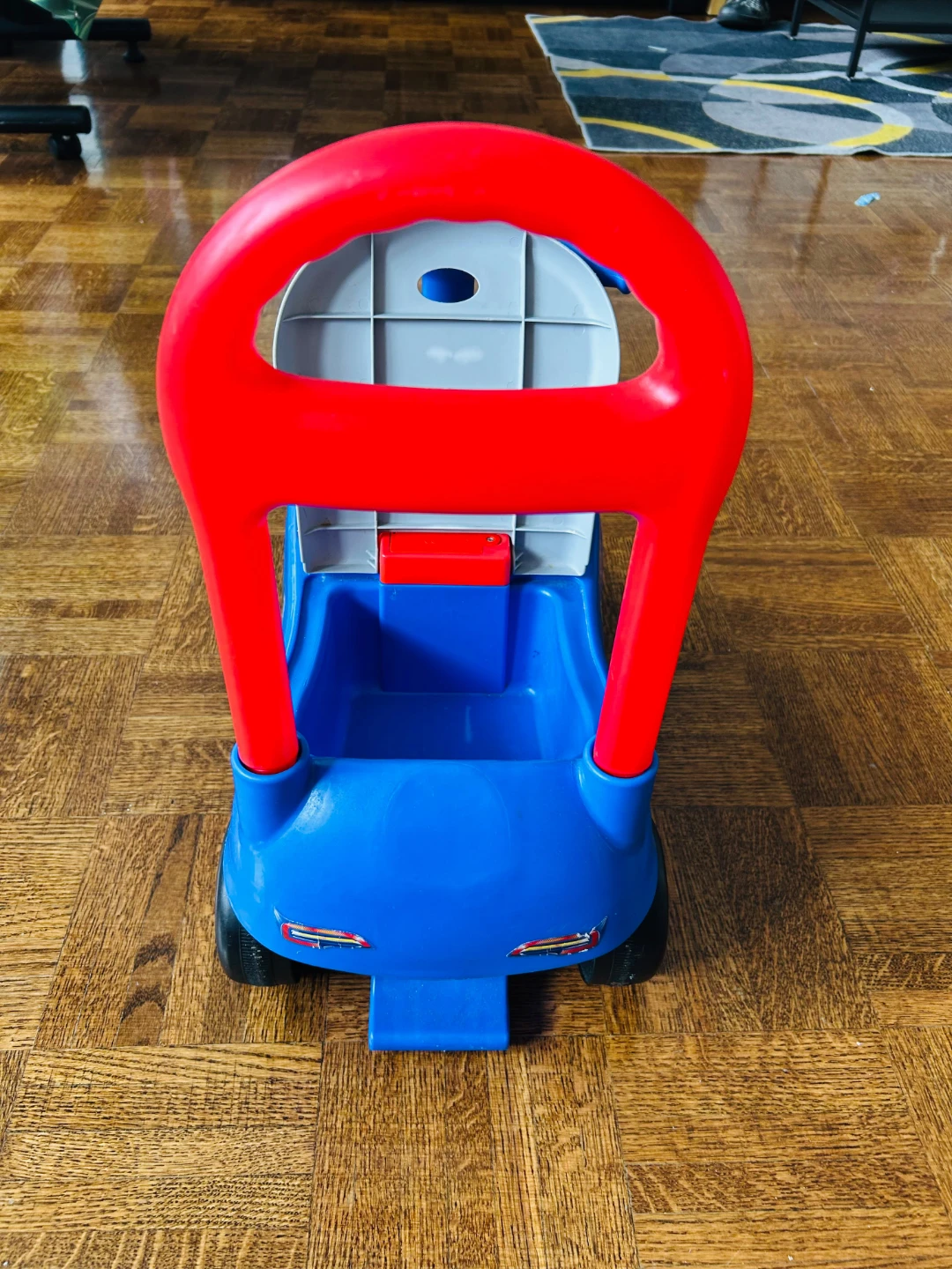Spider-Man Ride-On Push Car Walker - photo 3