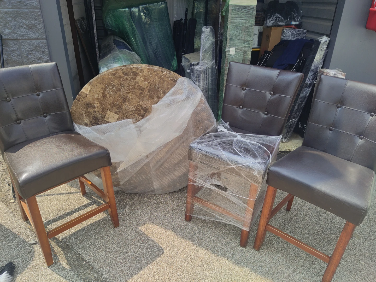 Dark Brown Tufted Chairs (Set of 3), Round Marble table - photo 2
