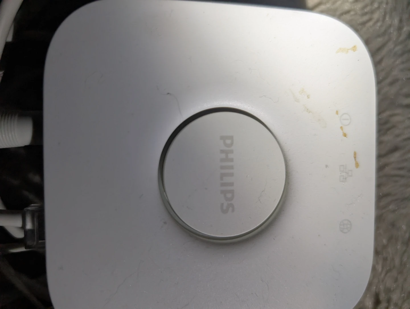 Philips Hue White A19 Bulb 4-Pack with Hub - photo 2