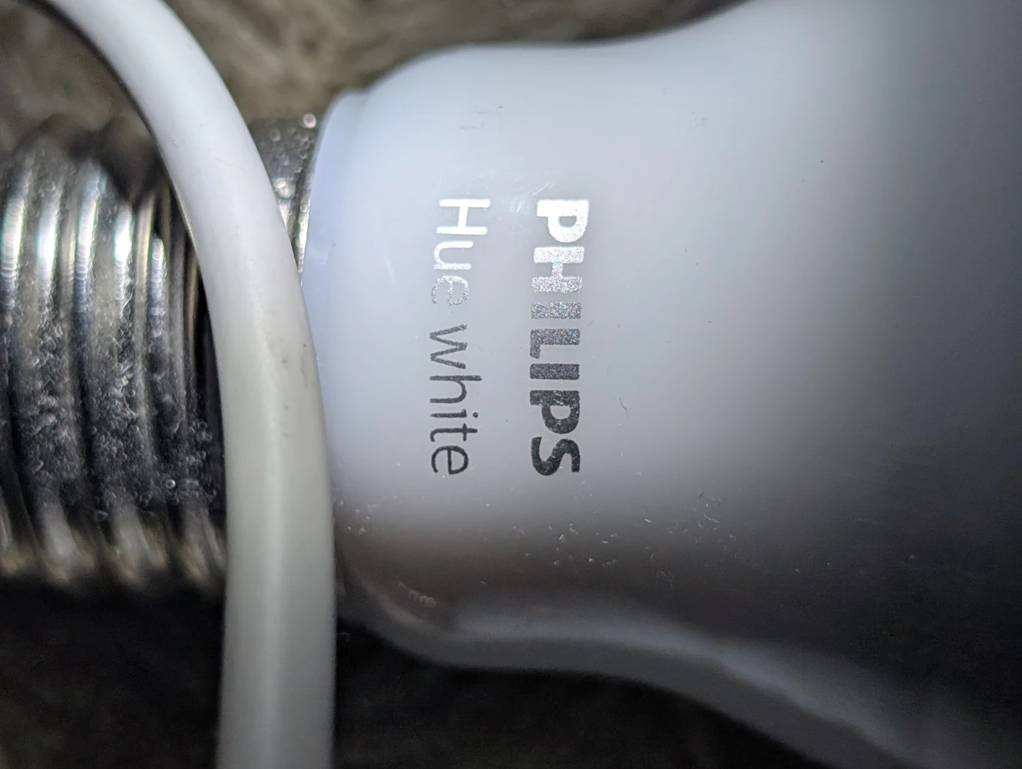 Philips Hue White A19 Bulb 4-Pack with Hub - photo 4