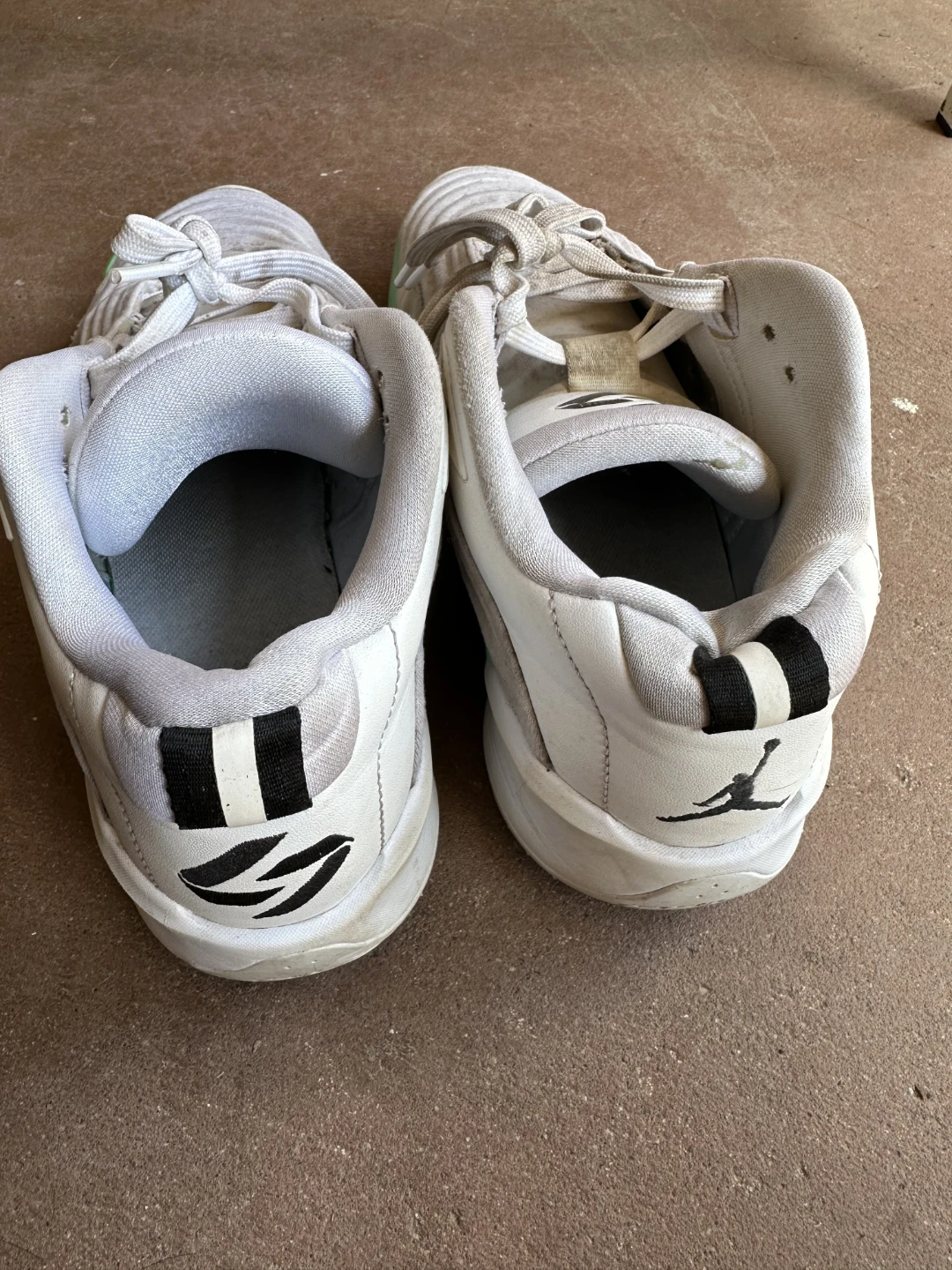 Air Jordan Shoes - photo 2