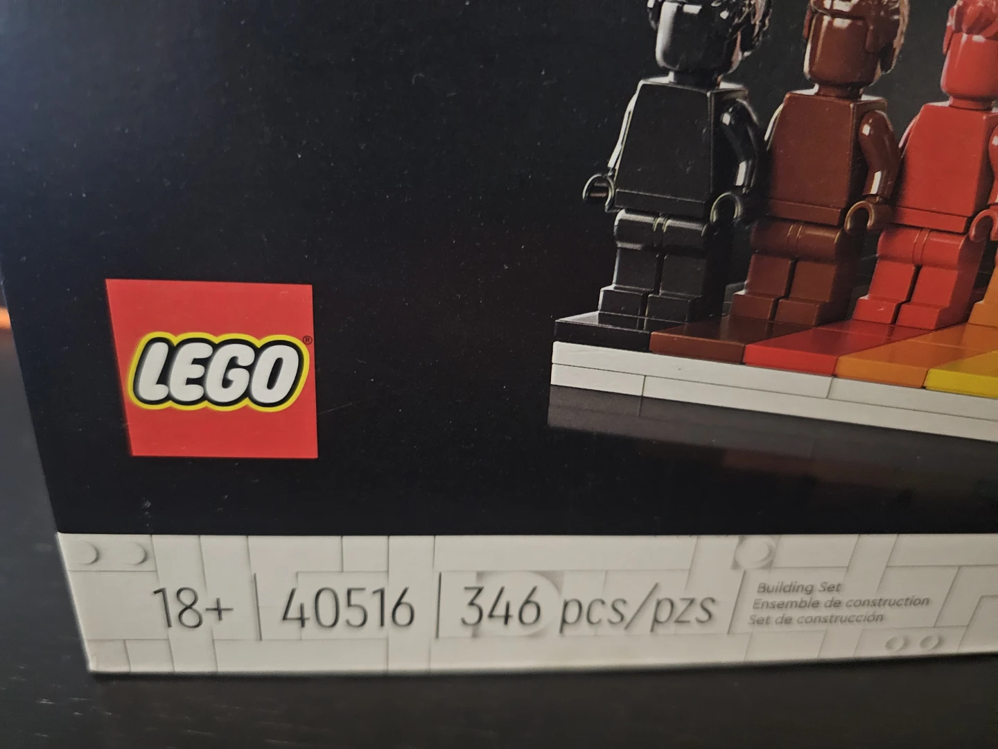 (BNIB) LEGO Everyone is Awesome Building Set 40516 - photo 2