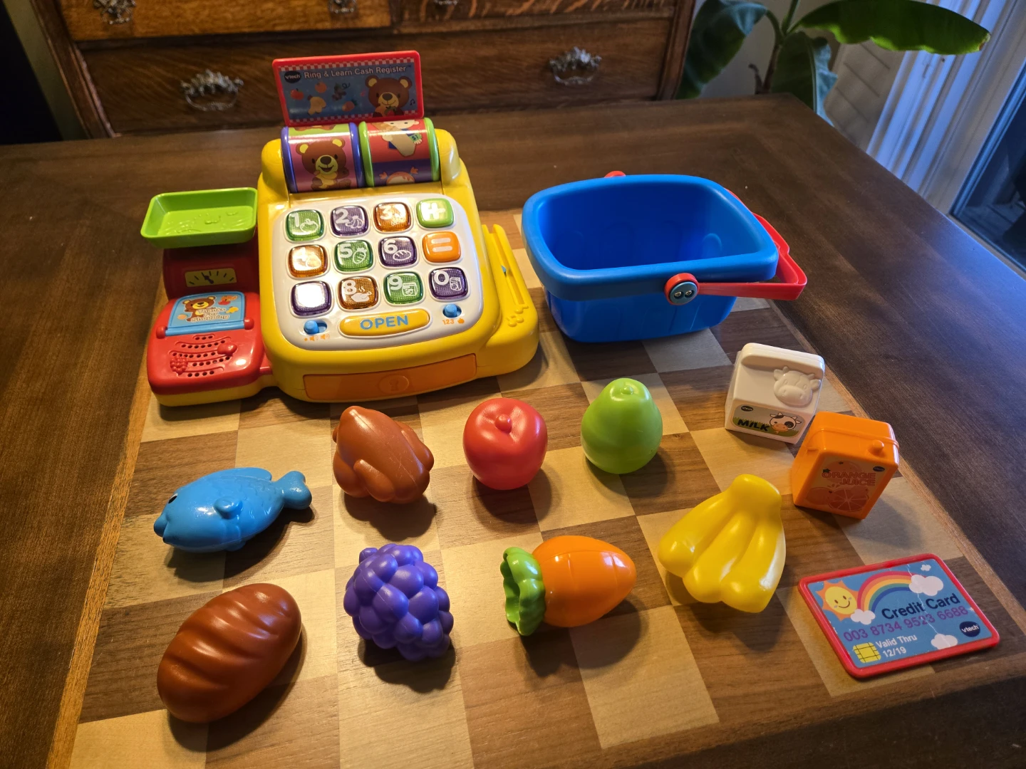 VTech Ring & Learn Cash Register