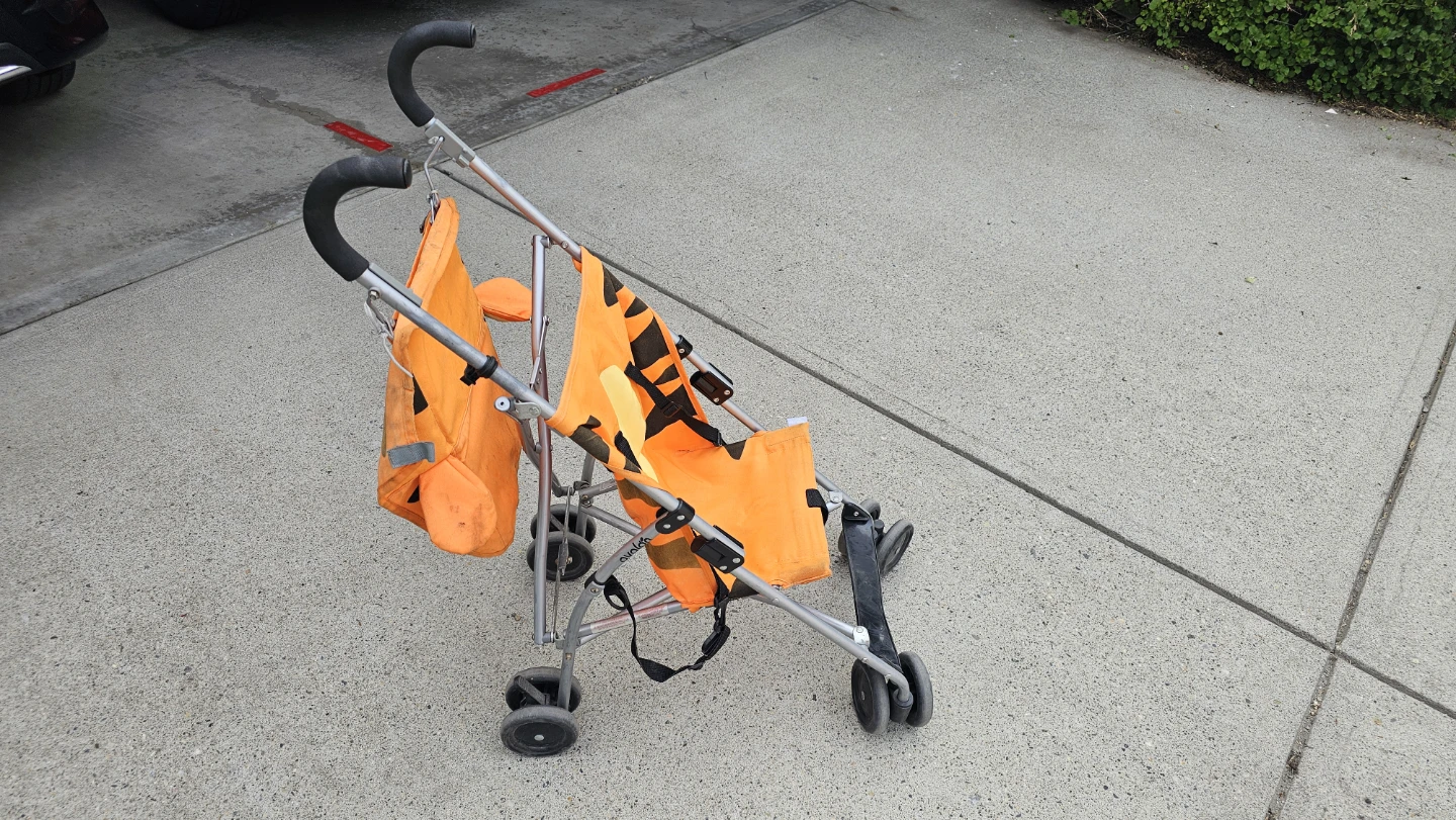 Tigger Design Umbrella Stroller - photo 2