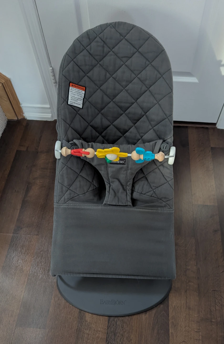 BabyBjörn Bouncer with Toy Bar – Grey