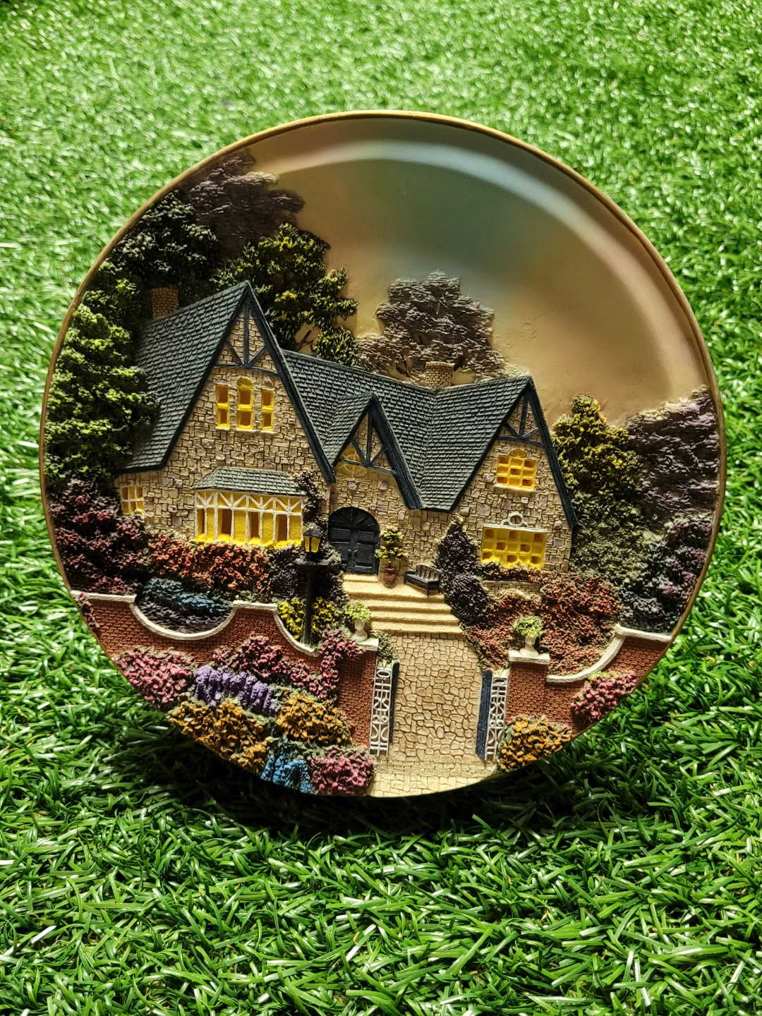 Decorative Light-Up House Plate - photo 3