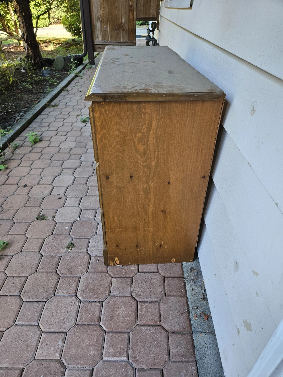 Free 6 Drawer Wood Dresser - photo 3