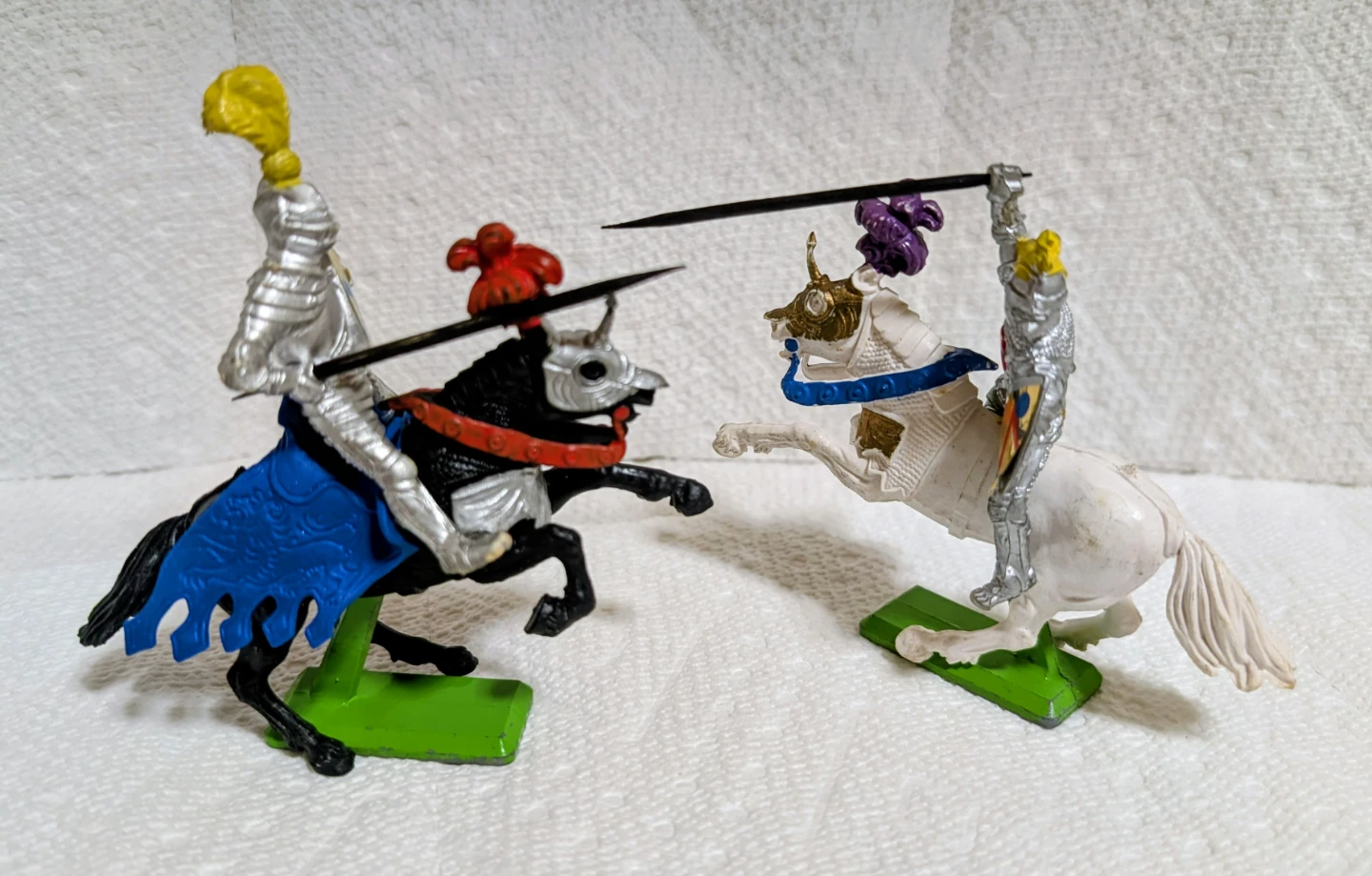 Vintage Britain's Knight Play Set - photo 5