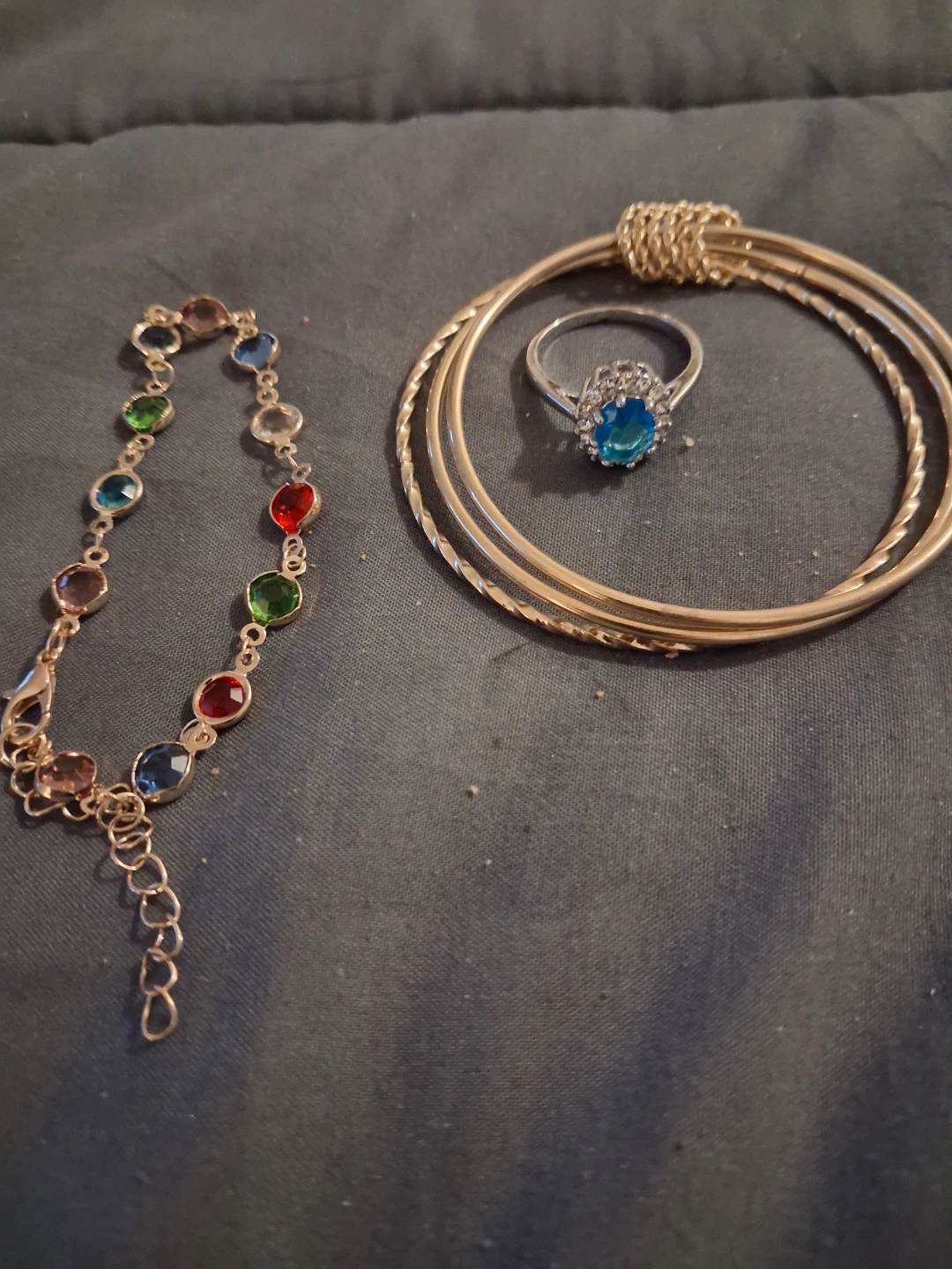 Jewellery Set: Bracelet and Ring with Bangles