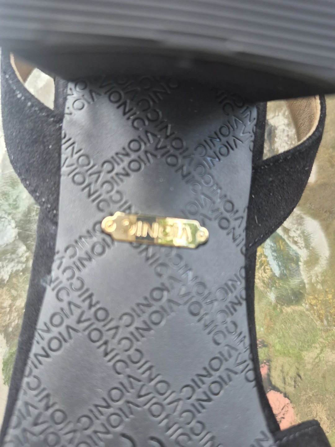 Vionic Black Suede Block Heel Sandals - photo 4