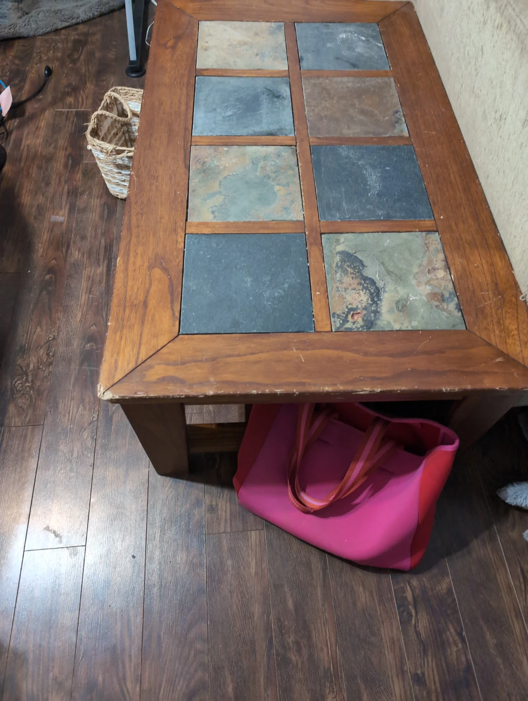 Wooden coffee table with slate tile inlay - photo 2