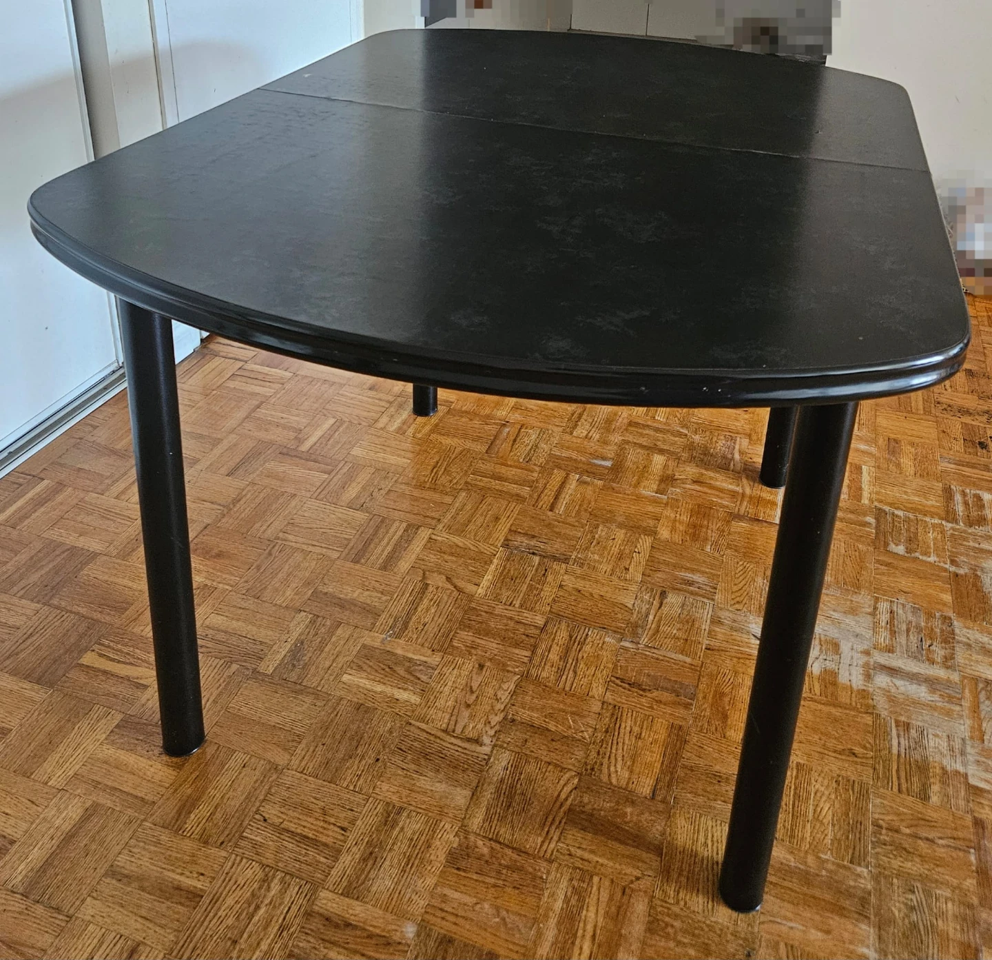 Black Extendable Dining Table