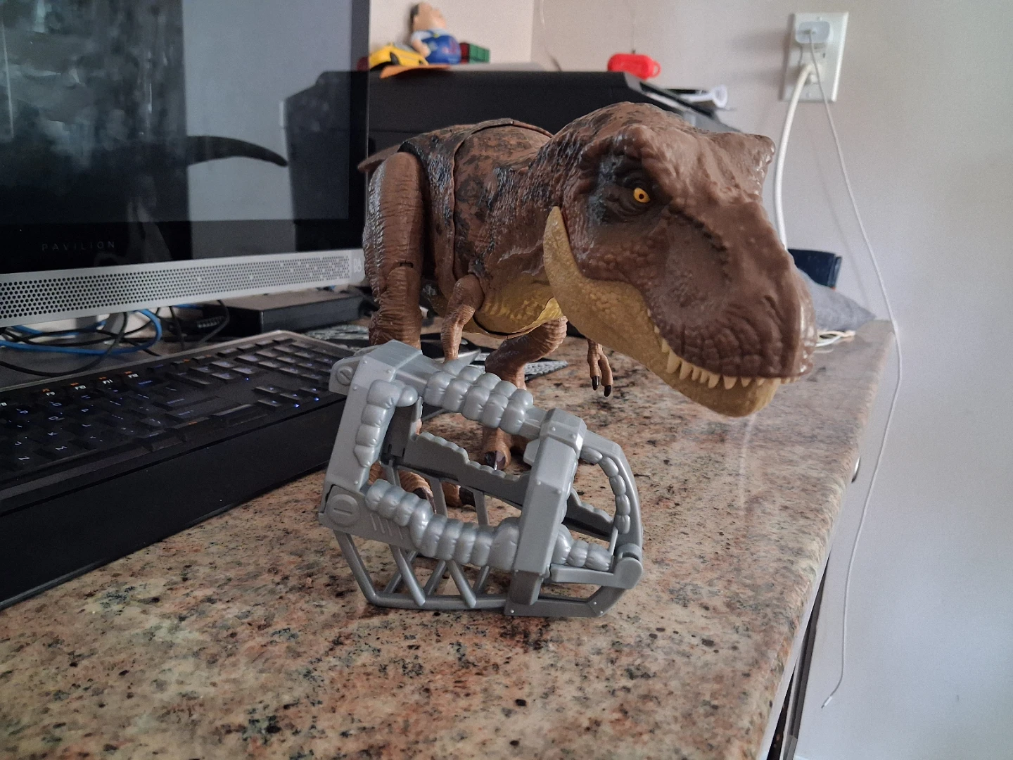 Jurassic world Stomp 'n Escape T-rex - photo 2