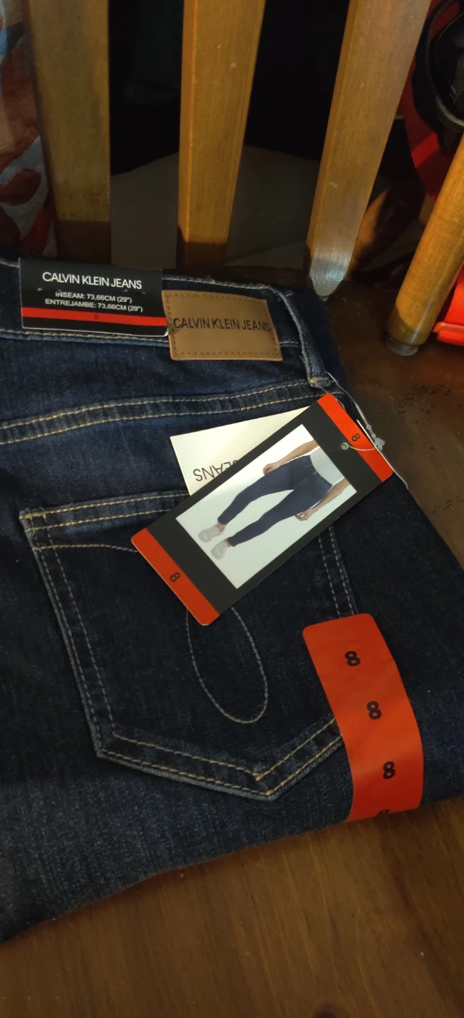 Calvin Klein Jeans Women's Size 8 Inseam 29"