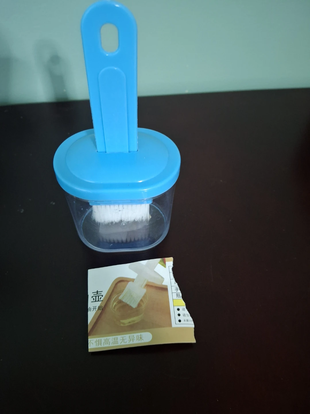 Blue Oil Dispenser Brush