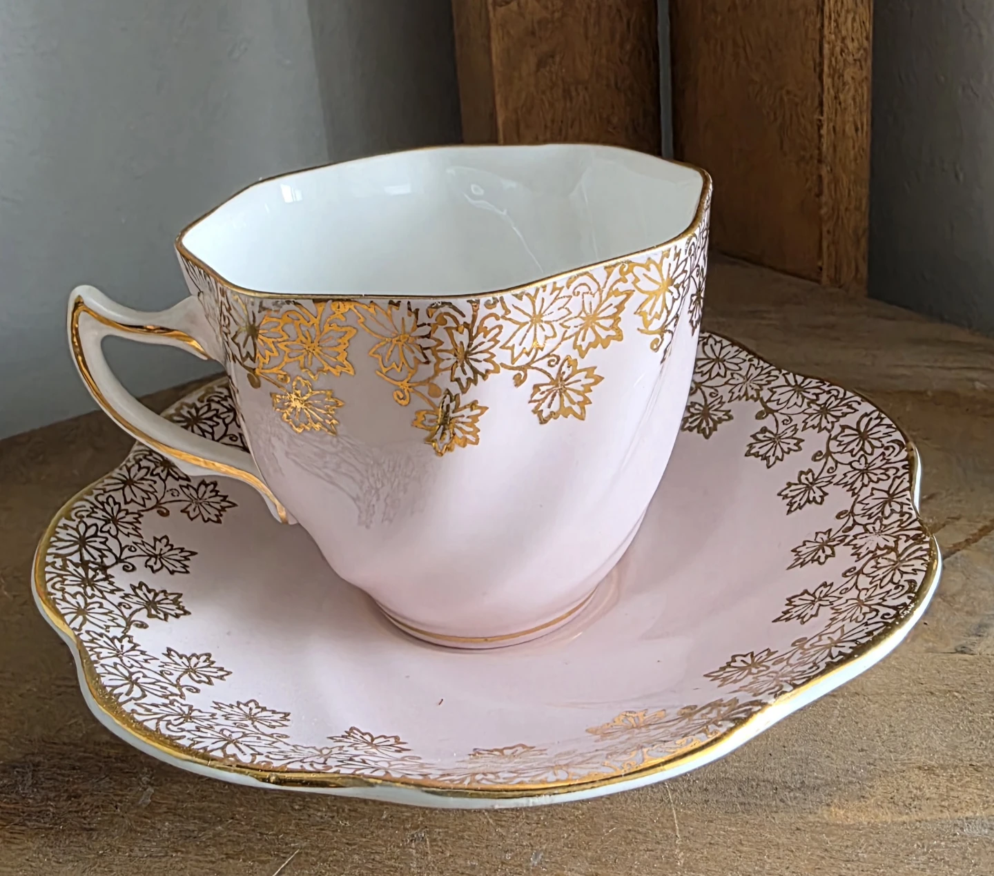 Rosina Bone China Teacup and Saucer - photo 2