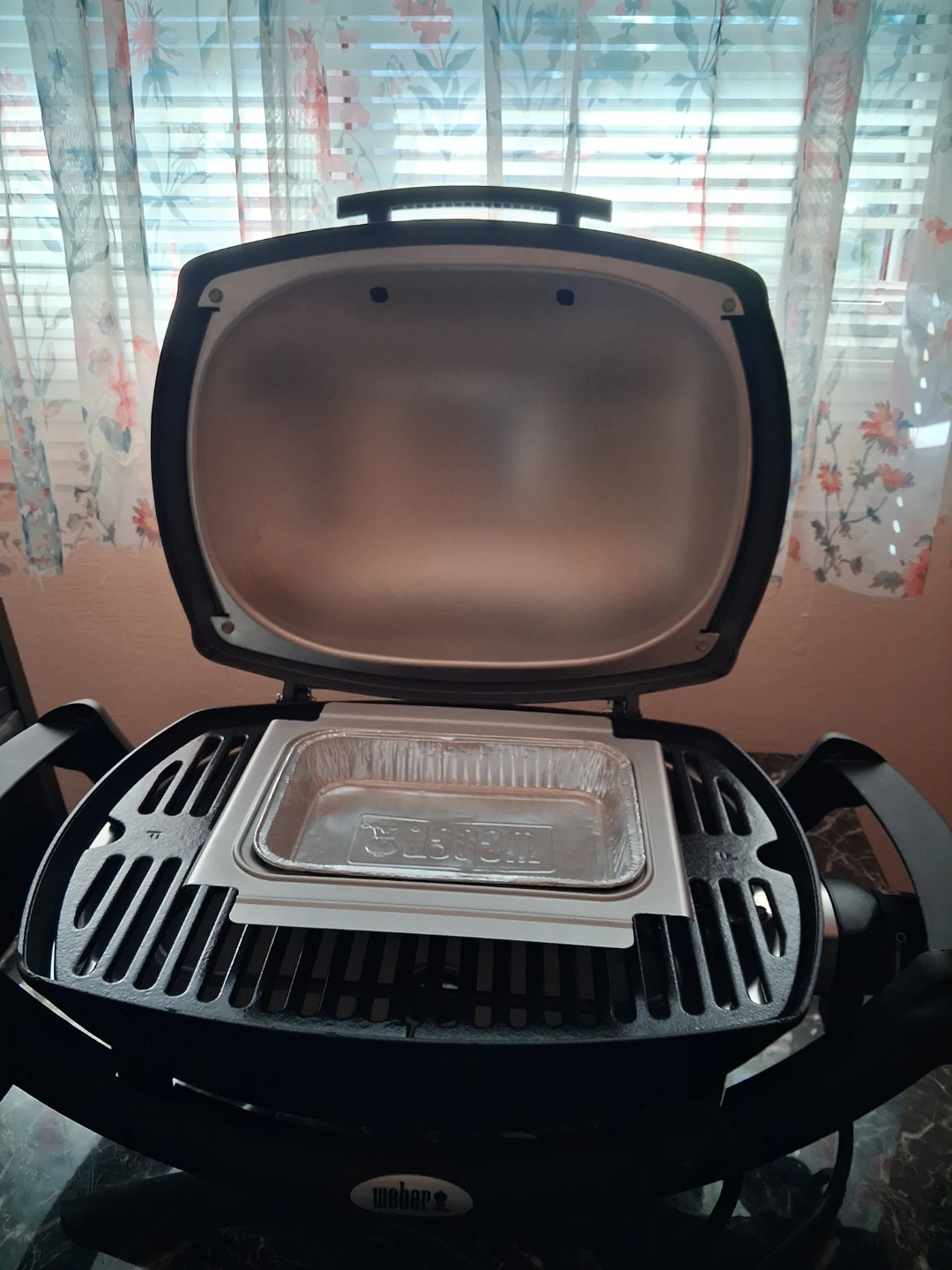 Weber Electric Grill 1400 Series - photo 3