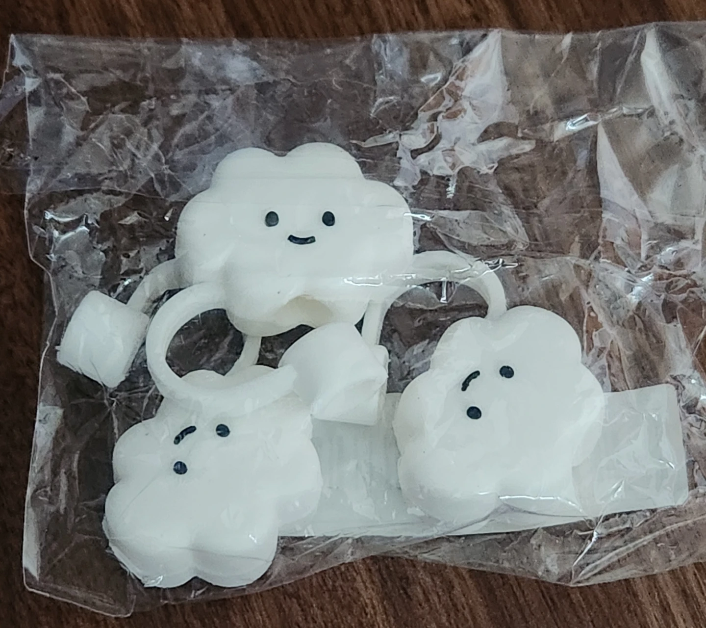 Bundle: Silicone straw caps & Portable Soap Paper - photo 2