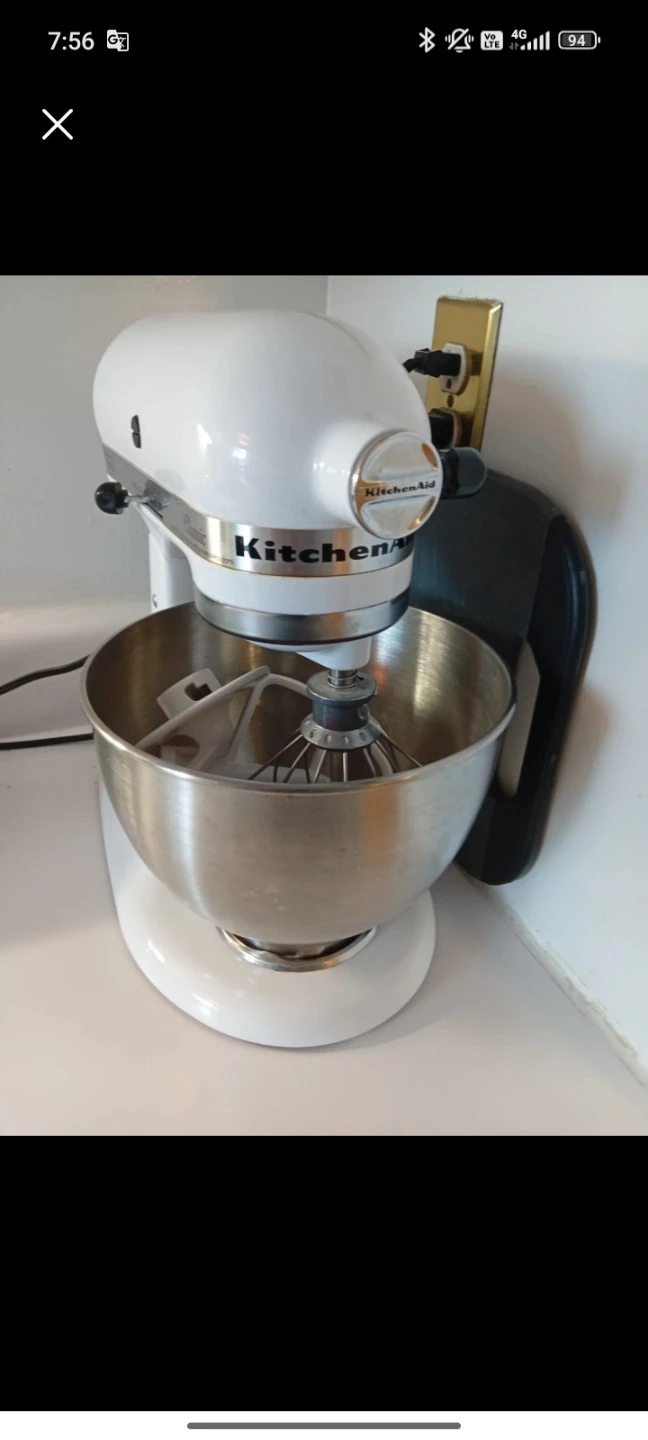 KitchenAid Stand Mixer - White