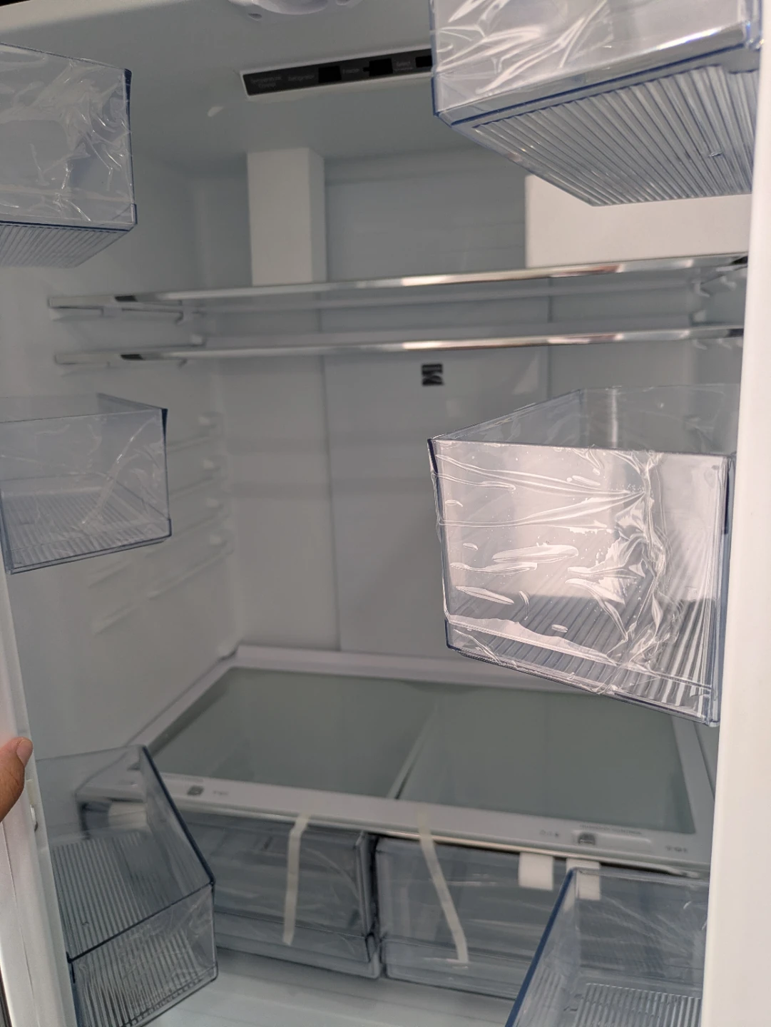 Brand new fridge dishwasher microwave - photo 2