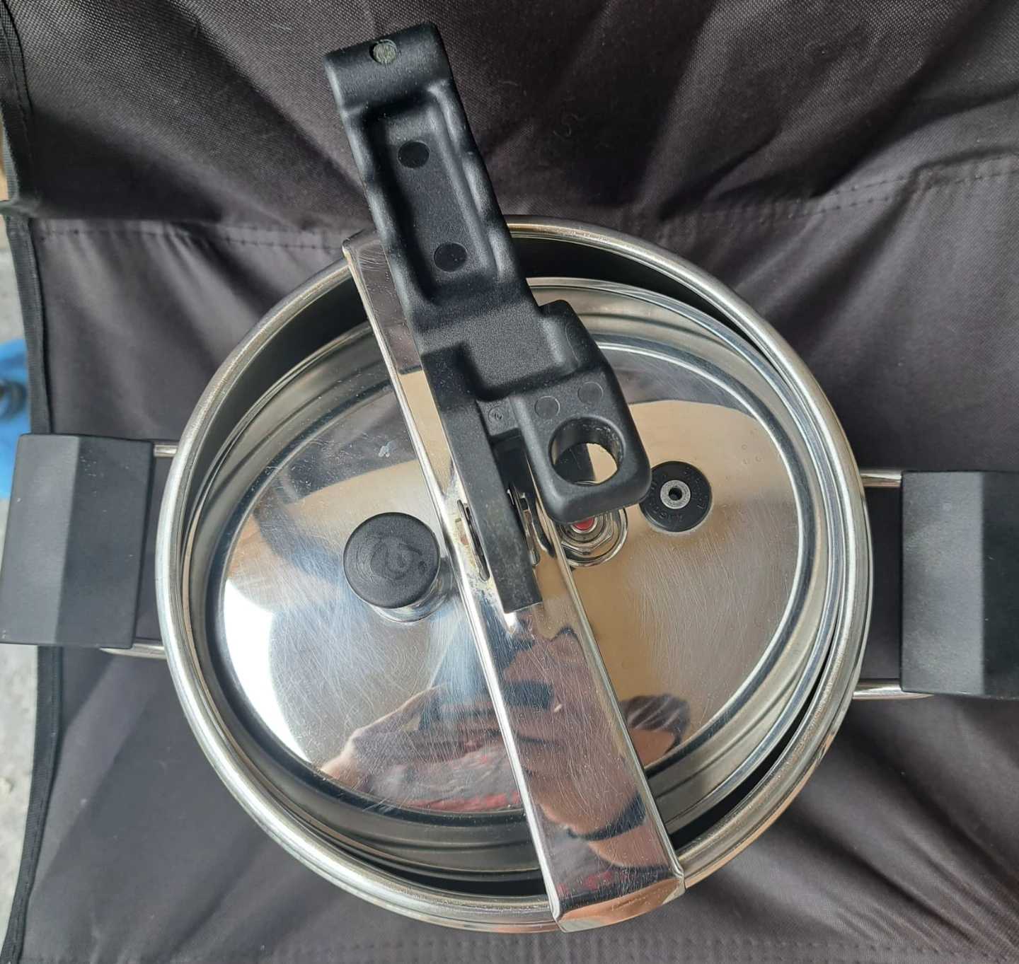 Lagostina pressure cooker - photo 2
