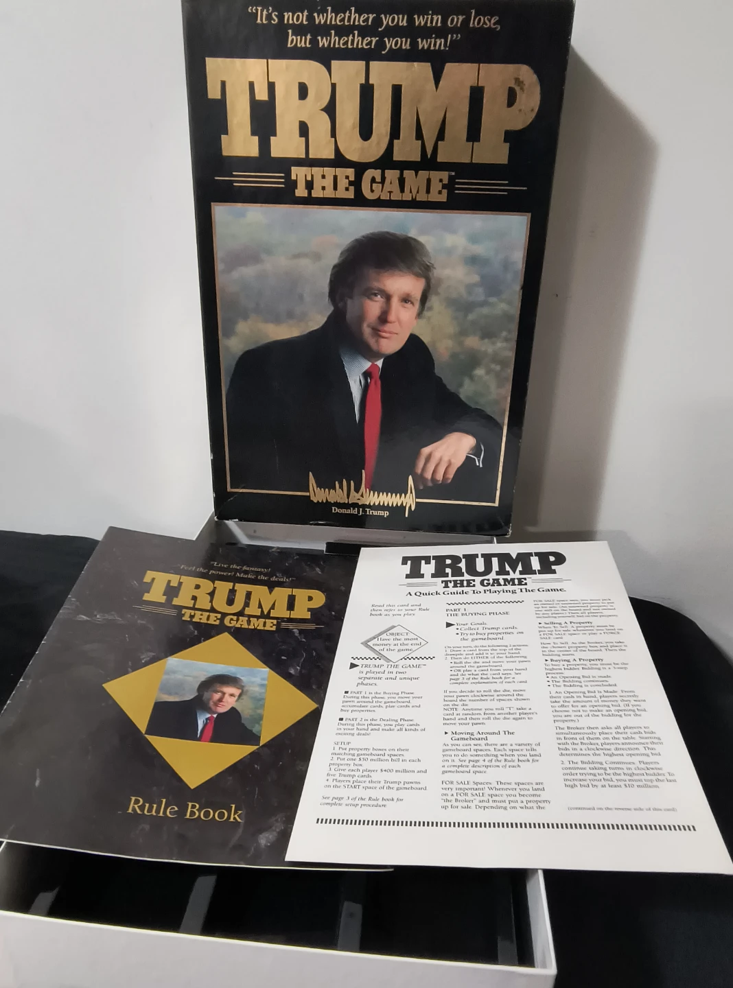 Trump The Game Board Game - photo 2