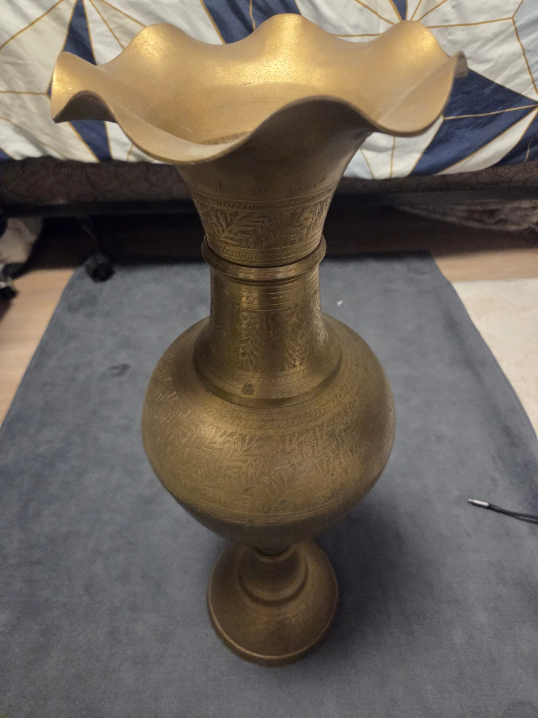 Antique Indian Brass Vase - photo 4