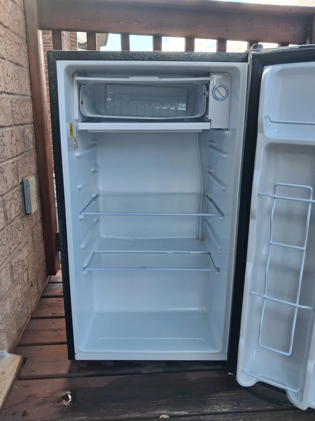 Frigidaire Mini Fridge - photo 3