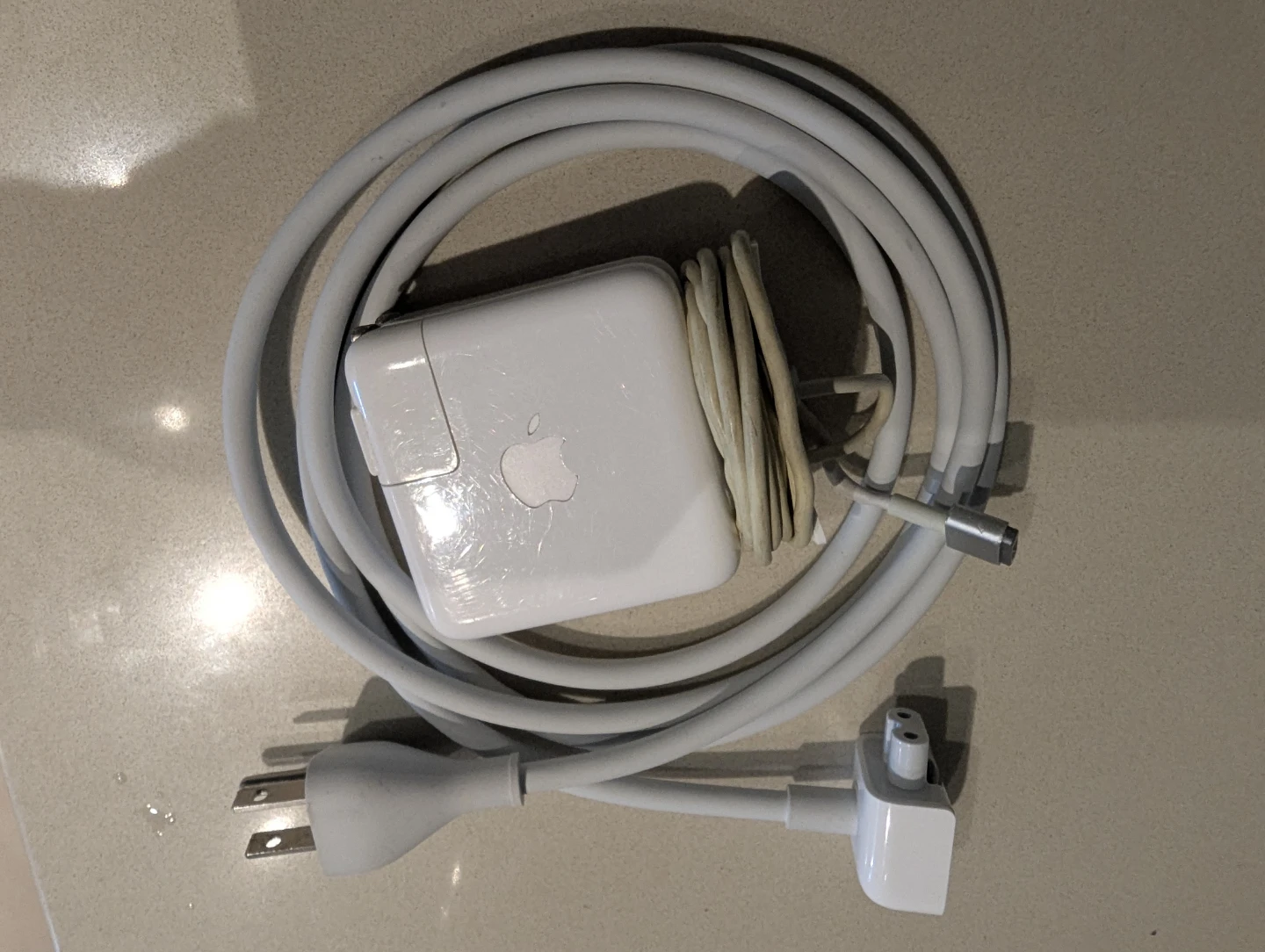 2015 Apple MacBook Air Laptop - photo 2