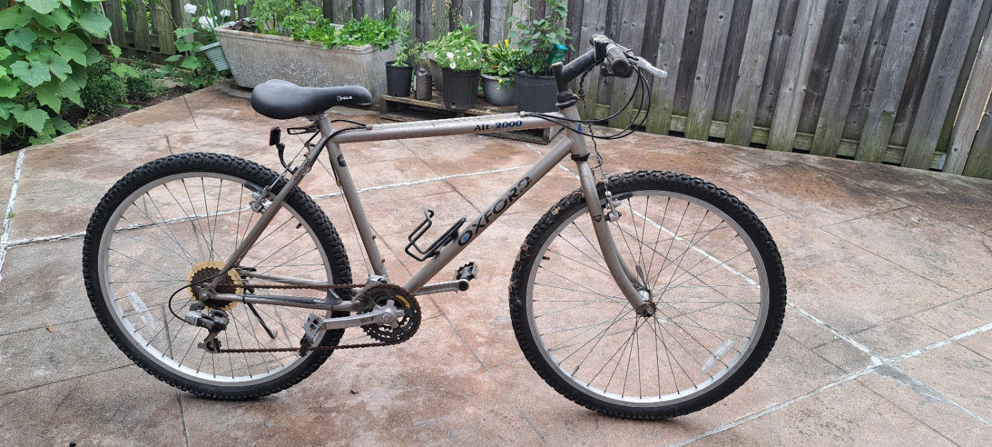 Oxford Alt-2000 Mountain Bike