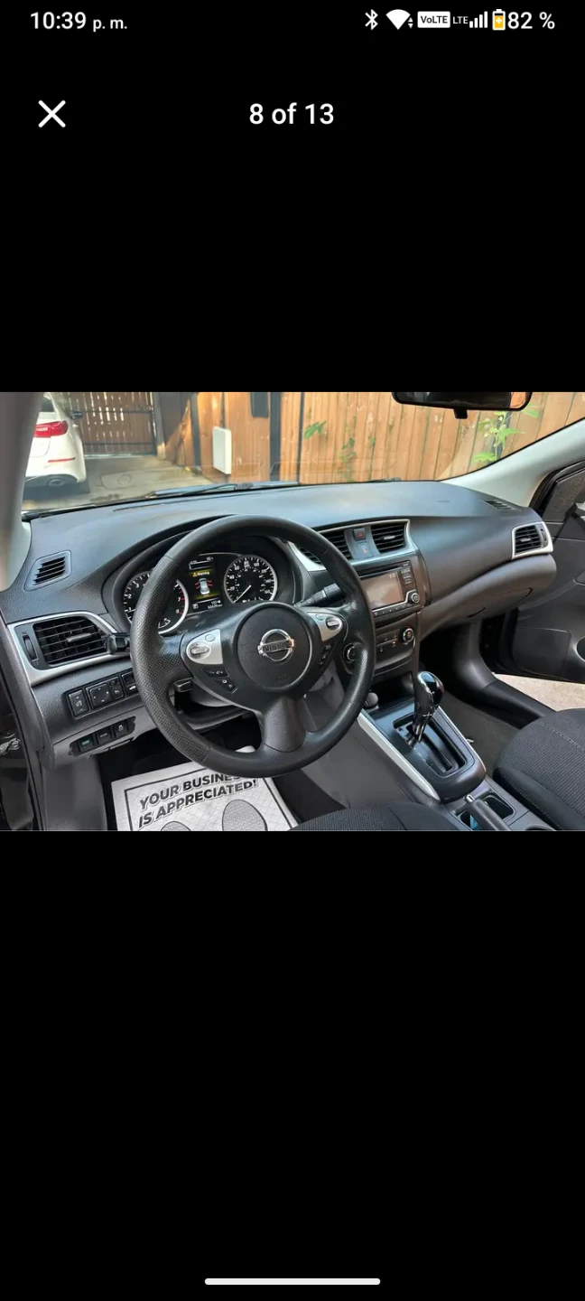 Nissan Sentra - Interior - photo 3