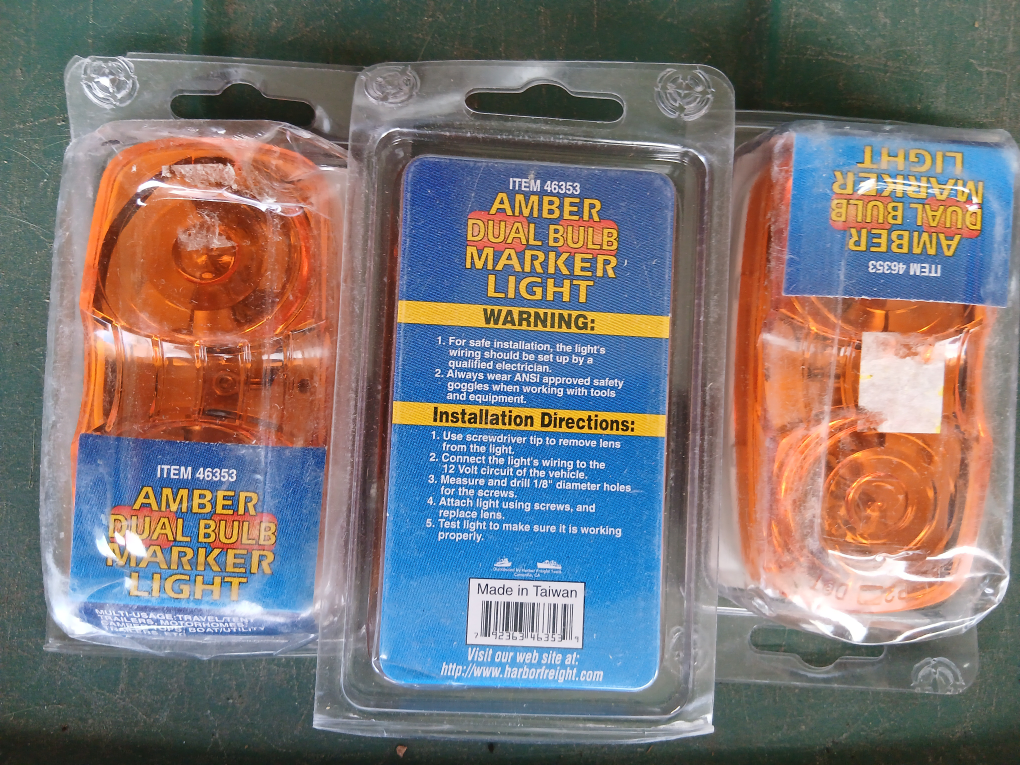 Harbor Freight Amber Dual Bulb Marker Light - Item 46353