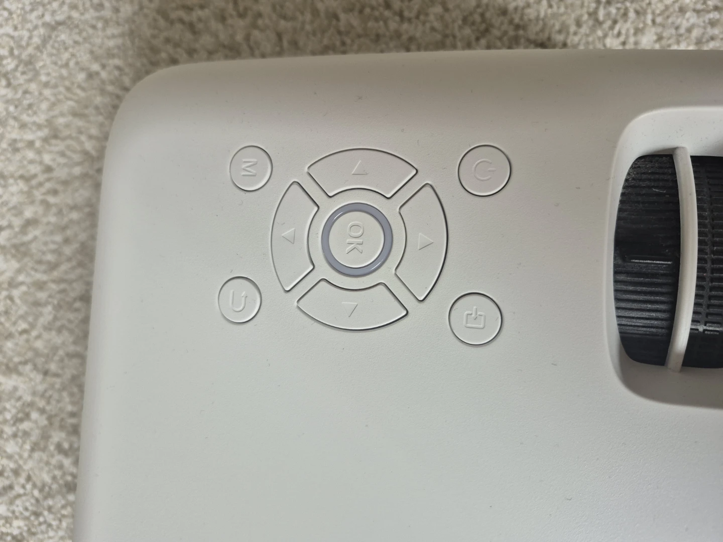 Projector - photo 3