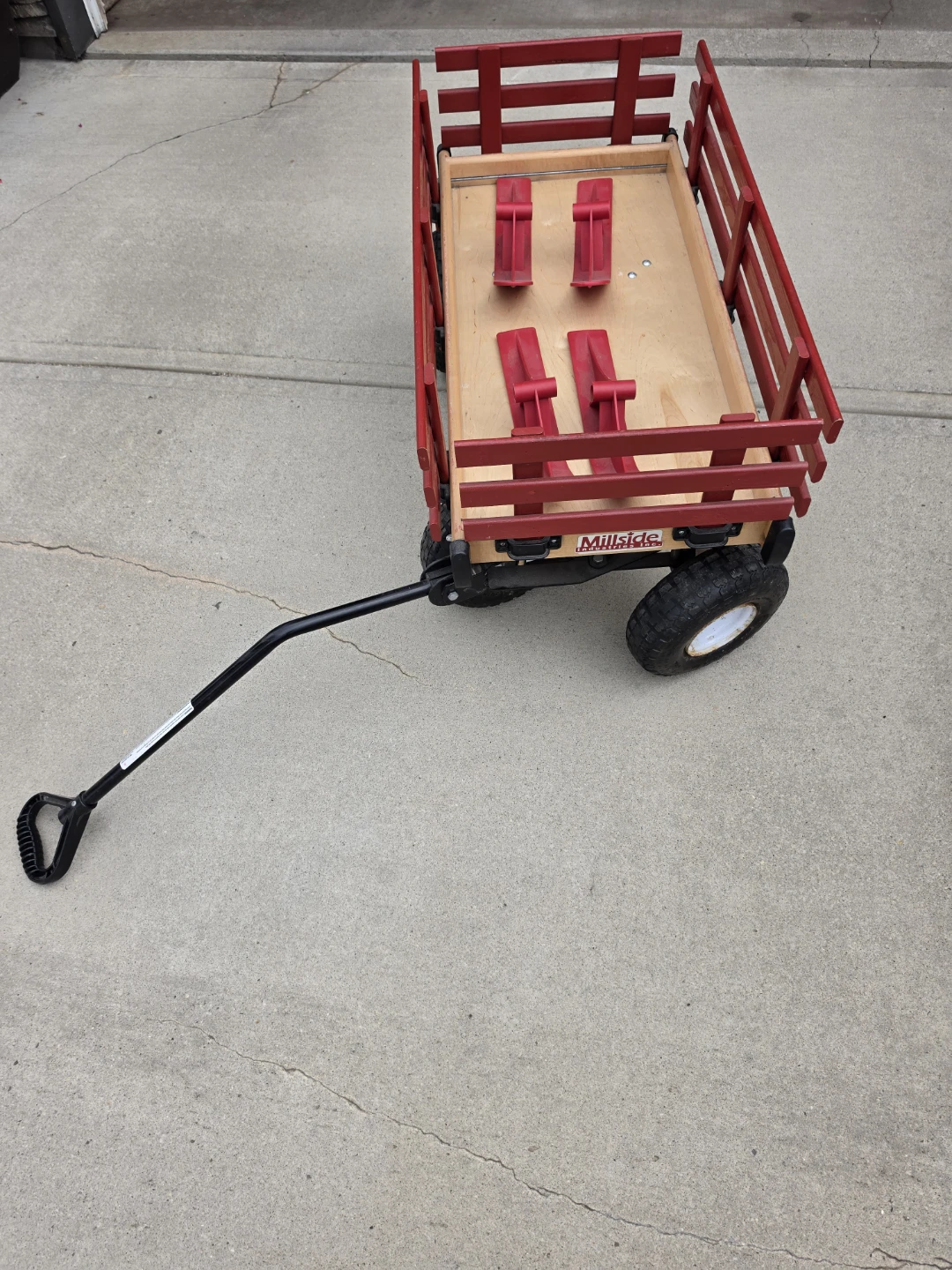 Millside Industries Wagon with Red Slats - photo 2