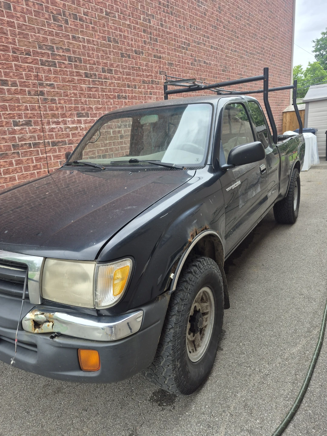 Toyota Tacoma 4x4 extra cab 1998