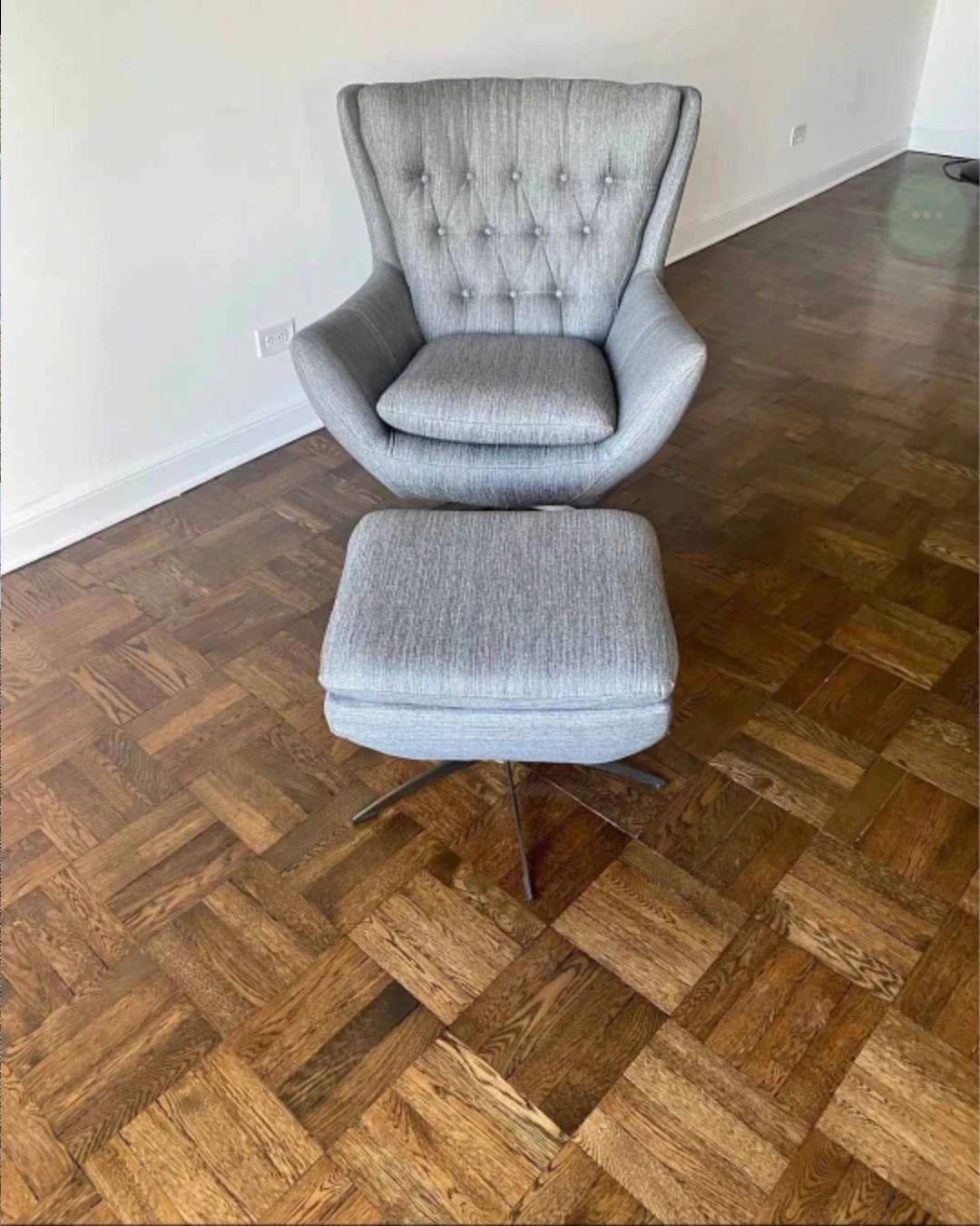 Pottery Barn Tufted Wingback Chair and Ottoman Set - photo 5