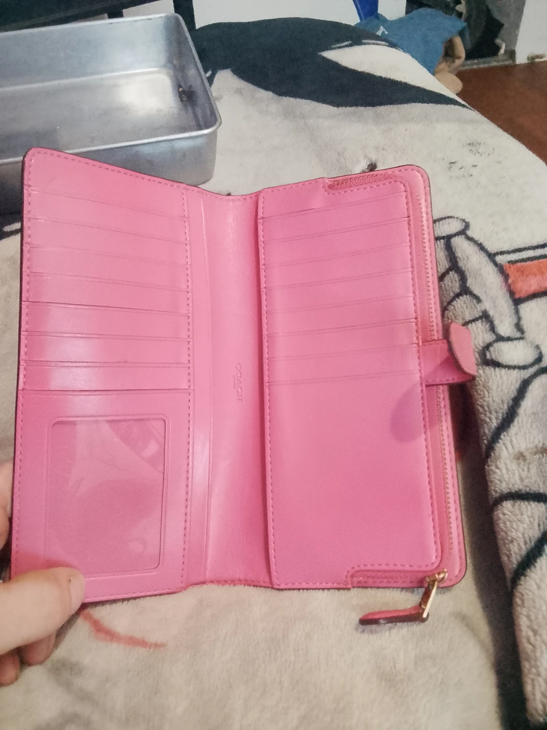 Pink COACH Wallet - photo 2