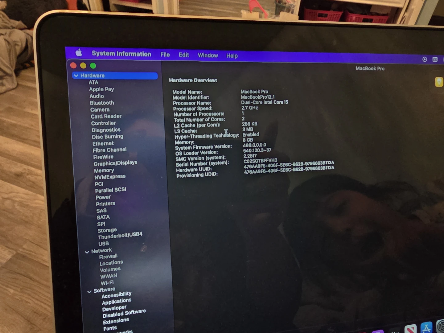 Apple MacBook Pro Laptop - photo 2